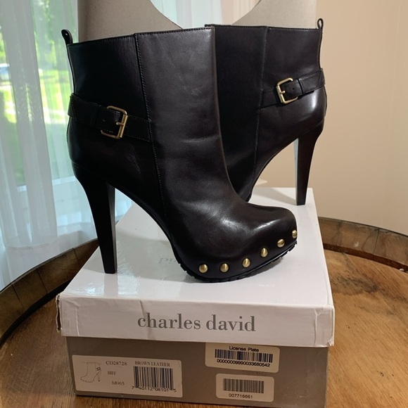 Charles David NIB Biff Brown Leather High Heel Stud Buckle Platform Boots 6.5 B - Picture 4 of 17